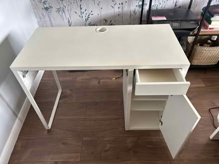Photo of free White small computer desk (Greenfield CH8) #2