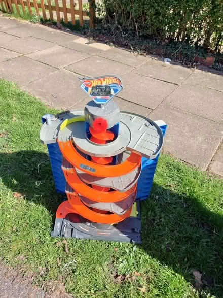Photo of free Hot wheels car park track (CV5) #1