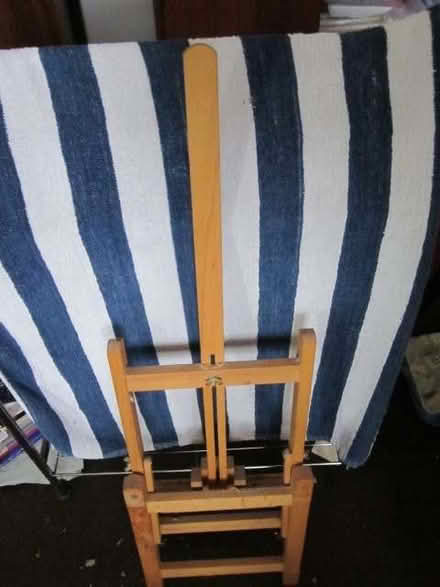 Photo of free Table top painters painting drawing easel wood Daler Rowney (Canonbury N1) #3