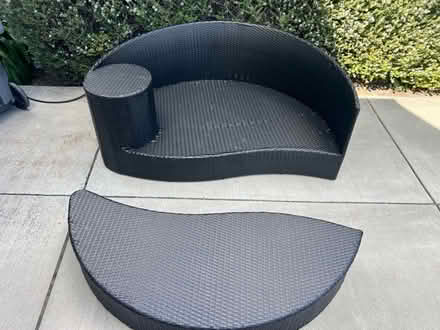 Photo of free Outdoor nest couch (Mountain View near Costco/101) #3