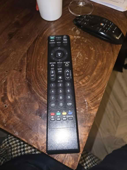 Photo of free 42" Tv Fully Working (W7) #4