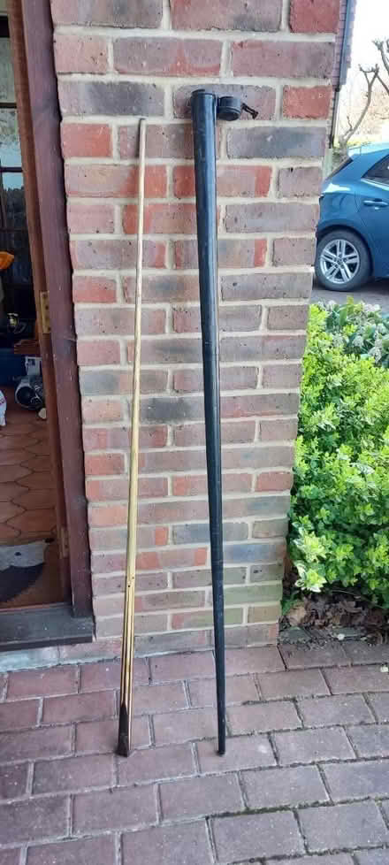 Photo of free Pool cue (Tonbridge) #1
