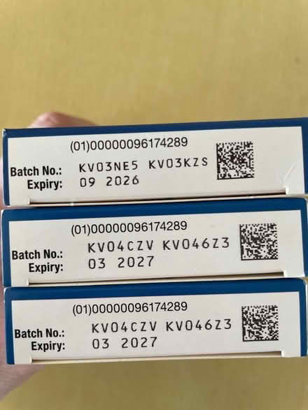 Photo of free Advantage 400 for dogs (Rayner's Lane HA2) #2