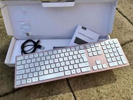 Photo of free Wireless Backlit Keyboard Rose Gold colour (Kings Langley WD4) #1