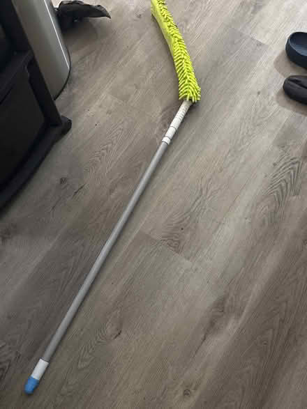 Photo of free Telescope duster (I-290 & 17th Ave) #1