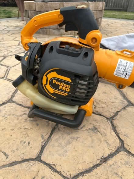 Photo of free Gas leaf blower (dam neck rd) #2