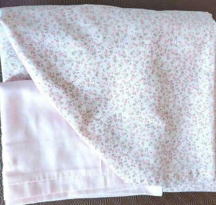 Photo of free Pair of single sheets (Iffley OX4) #1