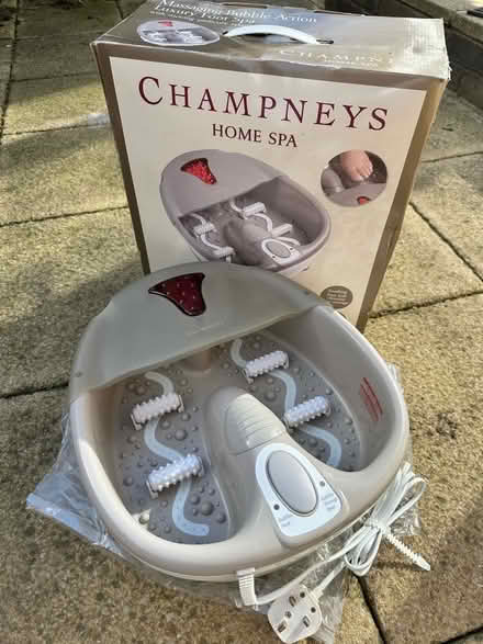 Photo of free Champneys Massaging Bubble Foot Spa (Kings Langley WD4) #1