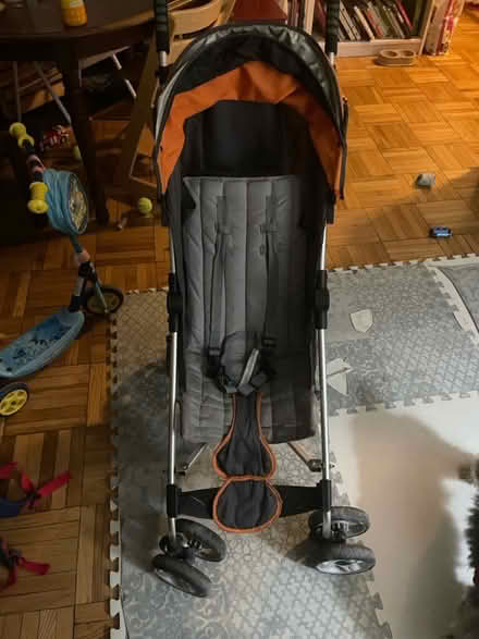Photo of free Summer Umbrella Stroller (North Highland) #1