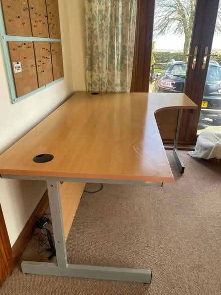 Photo of free Office desk (Skelton CA11) #2