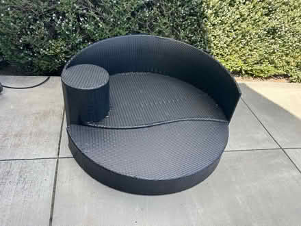 Photo of free Outdoor nest couch (Mountain View near Costco/101) #4