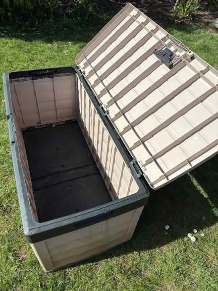 Photo of free Storage Chest (Bookham, Leatherhead) #2