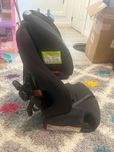 Photo of free Graco Car car seat (Willow Avenue) #1