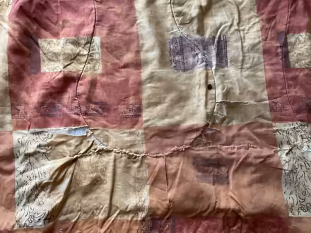 Photo of free Queen comforter (Tigard) #2
