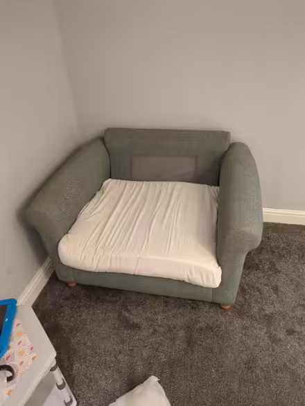 Photo of free Upholstery project? (Manor Estate, Hemel. HP3) #1