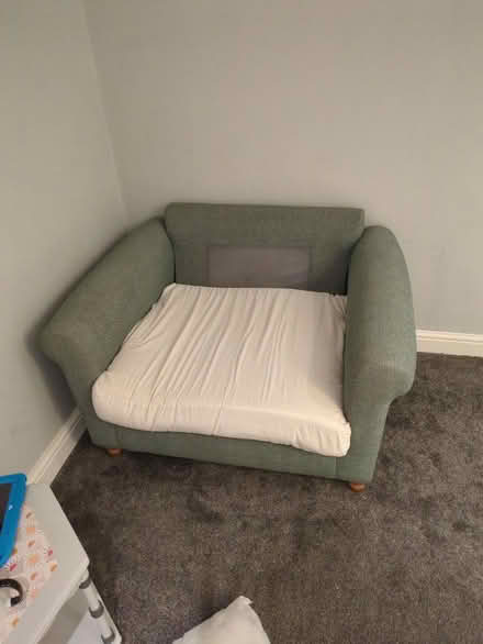 Photo of free Upholstery project? (Manor Estate, Hemel. HP3) #1