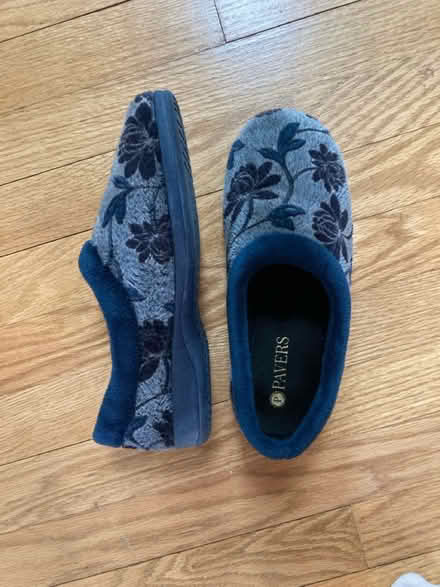 Photo of free Women’s slippers size 8 (Fairfax City) #1