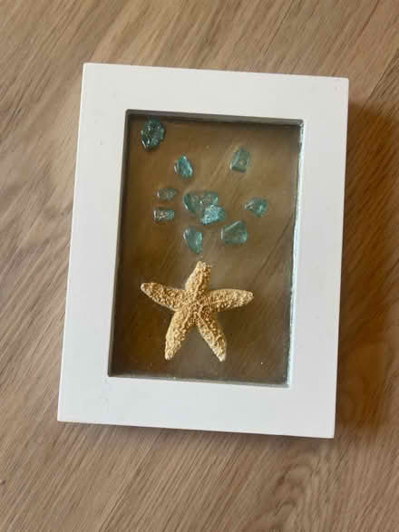 Photo of free Small ocean-themed wall hanging (02155) #1