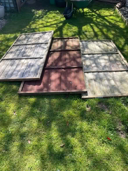 Photo of free Fence Panels (TN24) #1