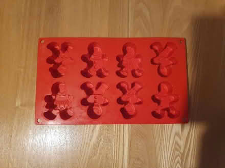 Photo of free Gingerbread people silicone mould (West Malling, me19) #1