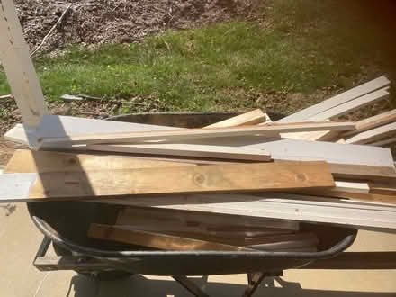 Photo of free Scrap wood (Middletown) #1