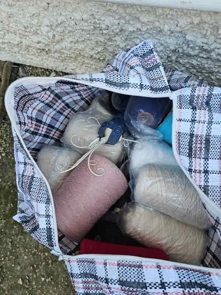 Photo of free Knitting yarn and leftovers (Sutton Courtenay OX14) #1