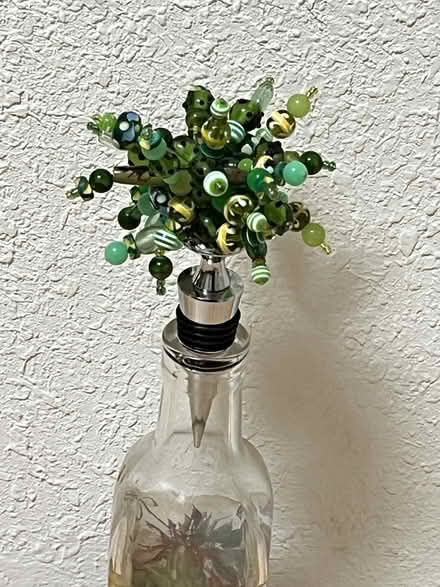Photo of free Decorative Wine Stopper (Wolfe & Reed) #1