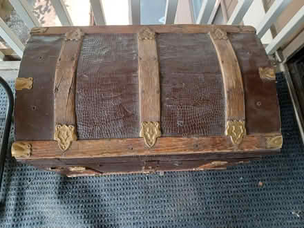 Photo of free trunk (Bellevue BCC area) #4