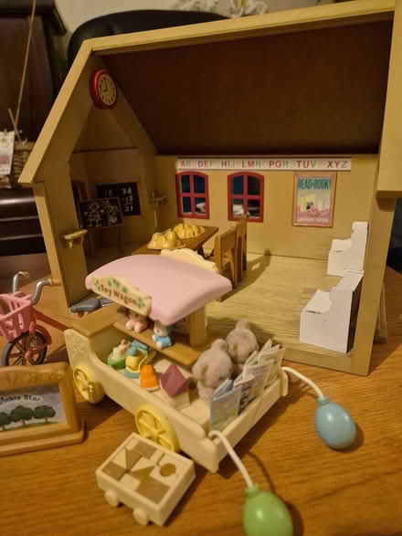 Photo of free Sylvanian Families Cottage and Schoolroom (Birstall LE4) #2