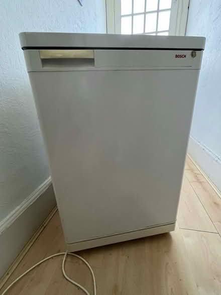 Photo of free Bosch under counter fridge (Chipping Barnet EN5) #3
