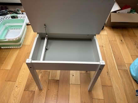 Photo of free Kids desk (SE24, Herne Hill) #2