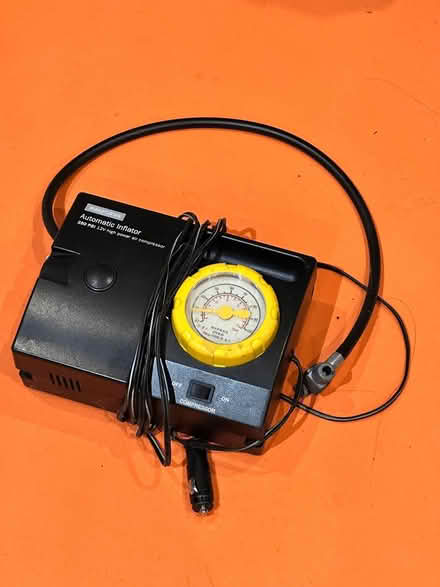 Photo of free Automatic Car Tyre Pump - 12V (Lower Sunbury) #1