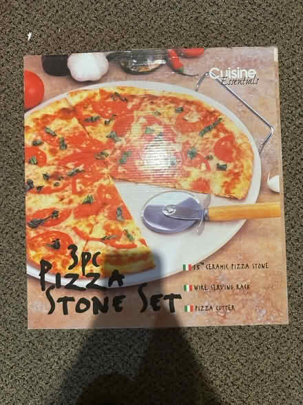 Photo of free Pizza ceramic set (Agincourt) #1