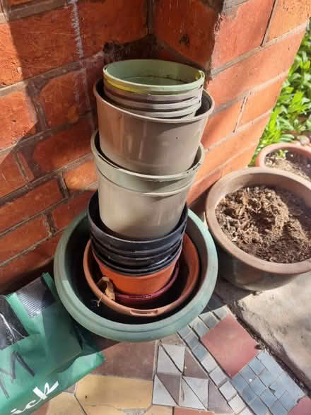 Photo of free Plant pots (Tonbridge) #1
