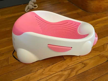Photo of free Baby bath support (NE DC 20018) #1