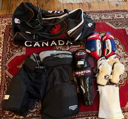 Photo of free Men’s Hockey Gear (New Edinburgh) #1