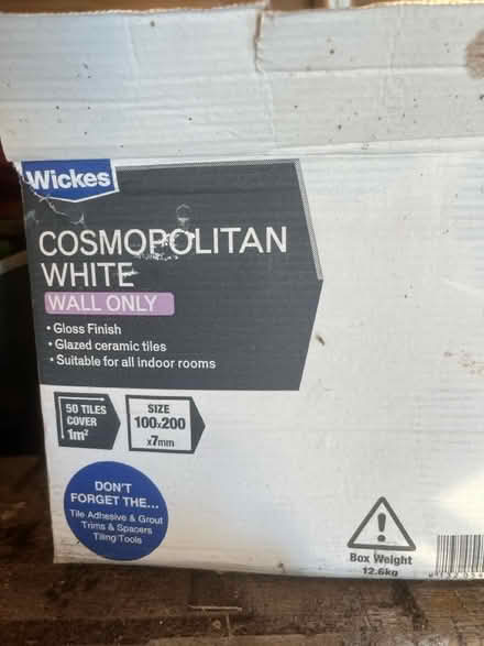 Photo of free White tiles (Brentwood CM13) #2