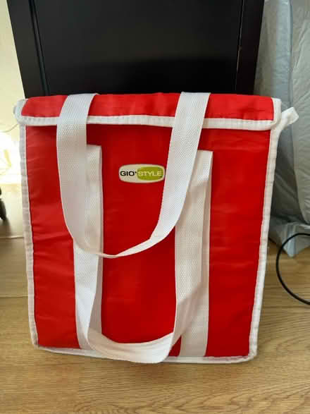 Photo of free Cold bag (Shadwell basin) #1