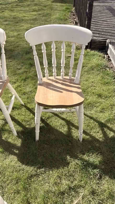 Photo of free farmhouse kitchen table/chairs (Dundee) #4