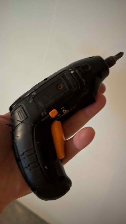 Photo of free Electric Screwdriver with light (Belle Vue WF1) #1