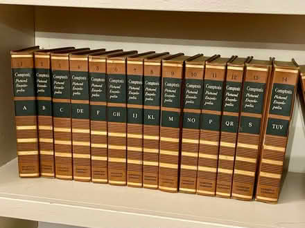 Photo of free 1962 Compton Encyclopedia set (Magnolia) #1