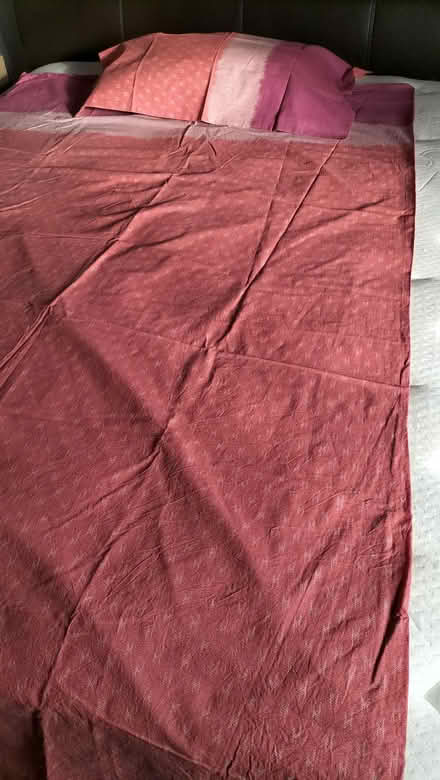 Photo of free Single Bed Duvet Set (Belfast BT11) #2