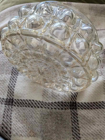 Photo of free Glass ceiling light shade 1960s (Kennington OX1) #1