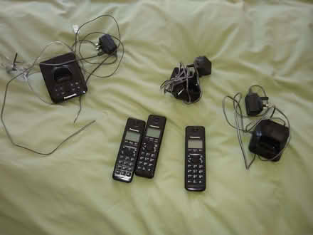 Photo of free Panasonic KX-TG2723E trio set of cordless phones (Top Amersham HP6) #1