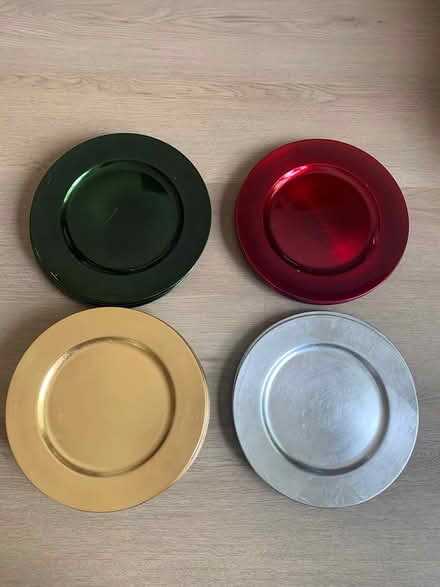 Photo of free Charger Plates - Various colors (Sorich Park) #1