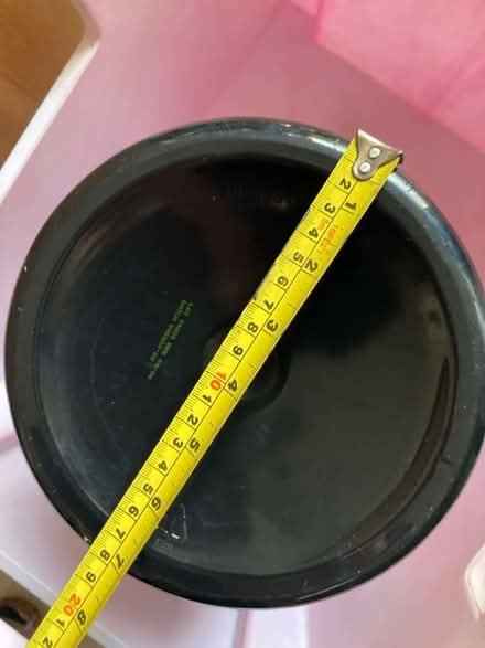 Photo of free 1 big black plastic jar with lid (E5 UpperClapton) #3