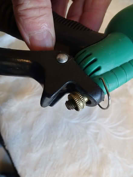 Photo of free garden hose trigger nozzle with spray adjustment (Tolworth KT5) #2