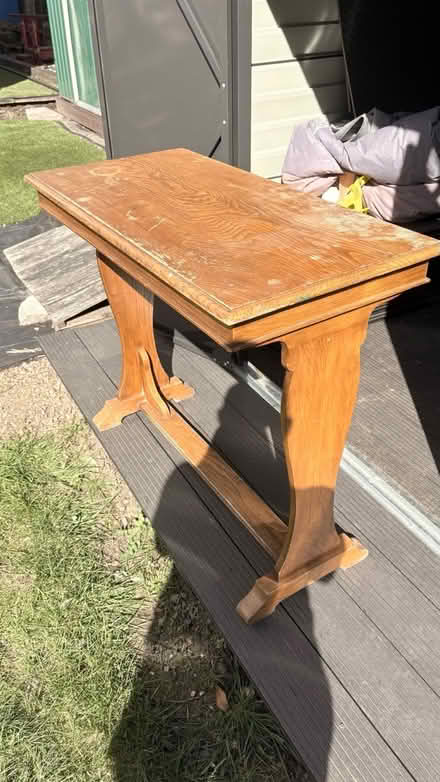 Photo of free Console table (Dd47sq) #1