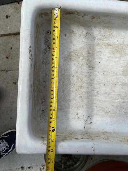 Photo of free Vintage belfast butler type sink (shallow) garden planter (Epping CM16) #4