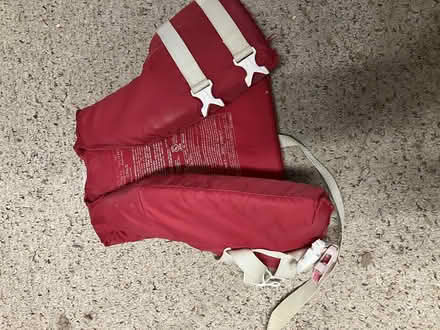 Photo of free Kids life vest (Arlington/West Medford line) #1